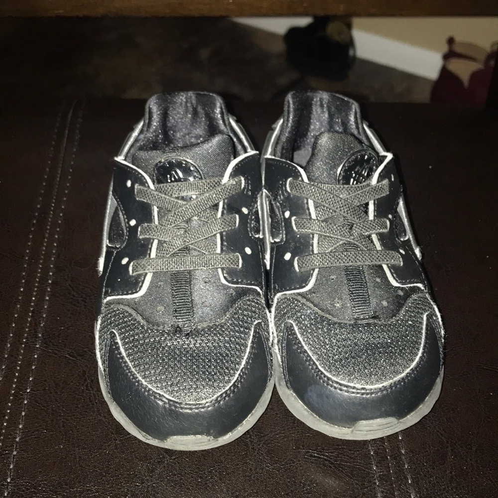 Pre-loved Nike Huarache